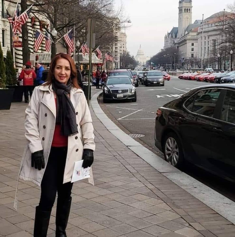 Meet your Posher, Odalis